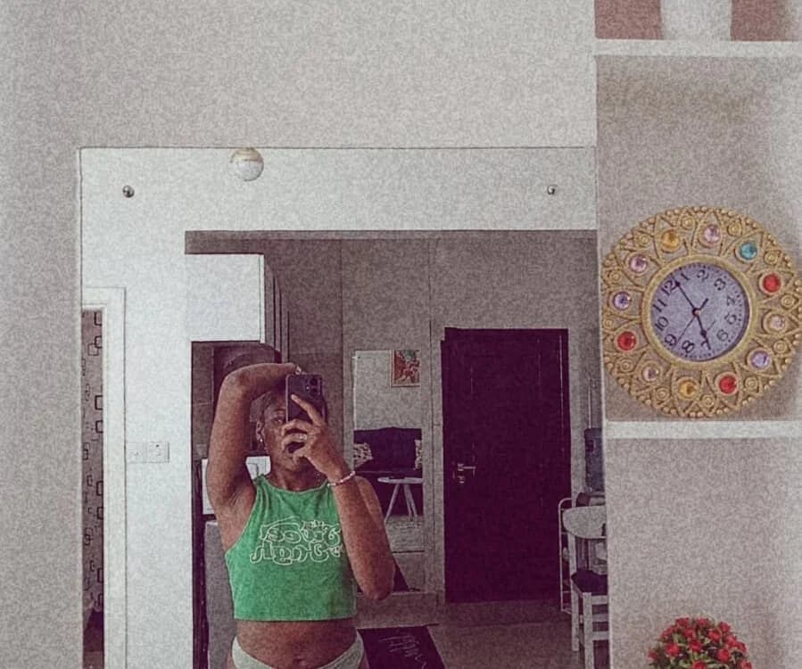 MiaBloom21