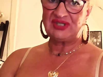 GinaBlonde